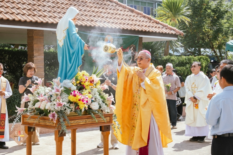 ฉลองสามเณราลัยแม่พระนิรมลราชบุรี